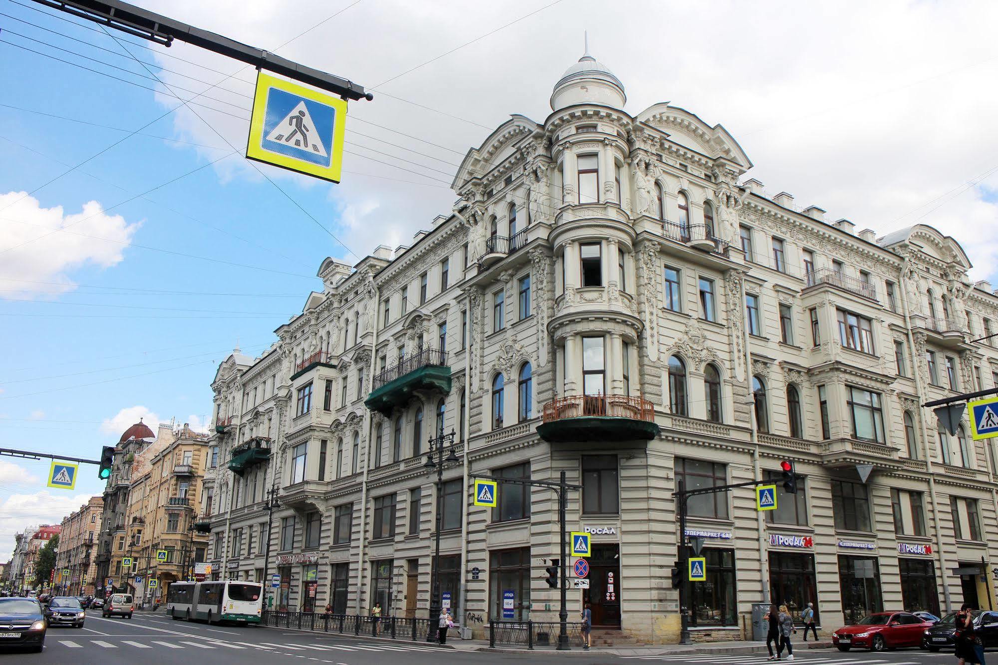 Offenbacher Hotel St Pétersbourg Extérieur photo